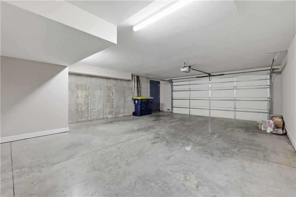 1724 Madison Avenue — photo 35