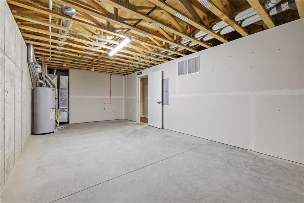 1724 Madison Avenue — photo 36