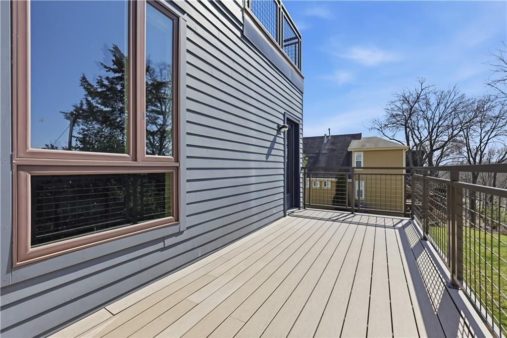 1724 Madison Avenue — photo 39
