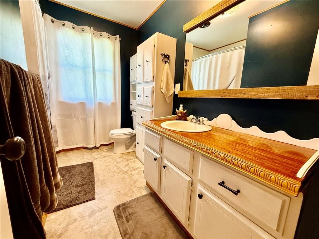14990 Lakeside Drive — photo 27