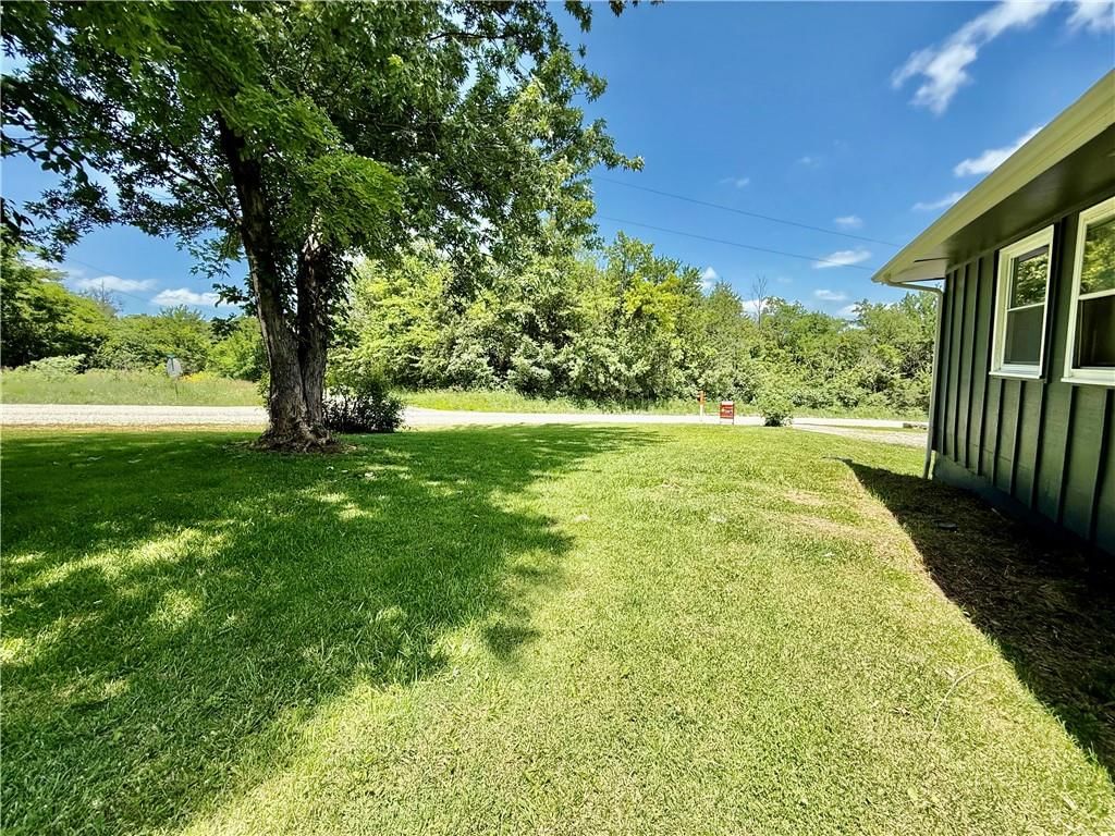 14990 Lakeside Drive — photo 41