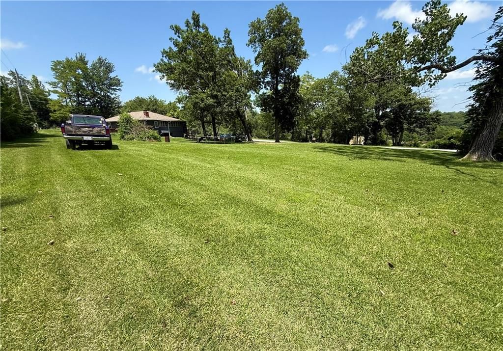 14990 Lakeside Drive — photo 43