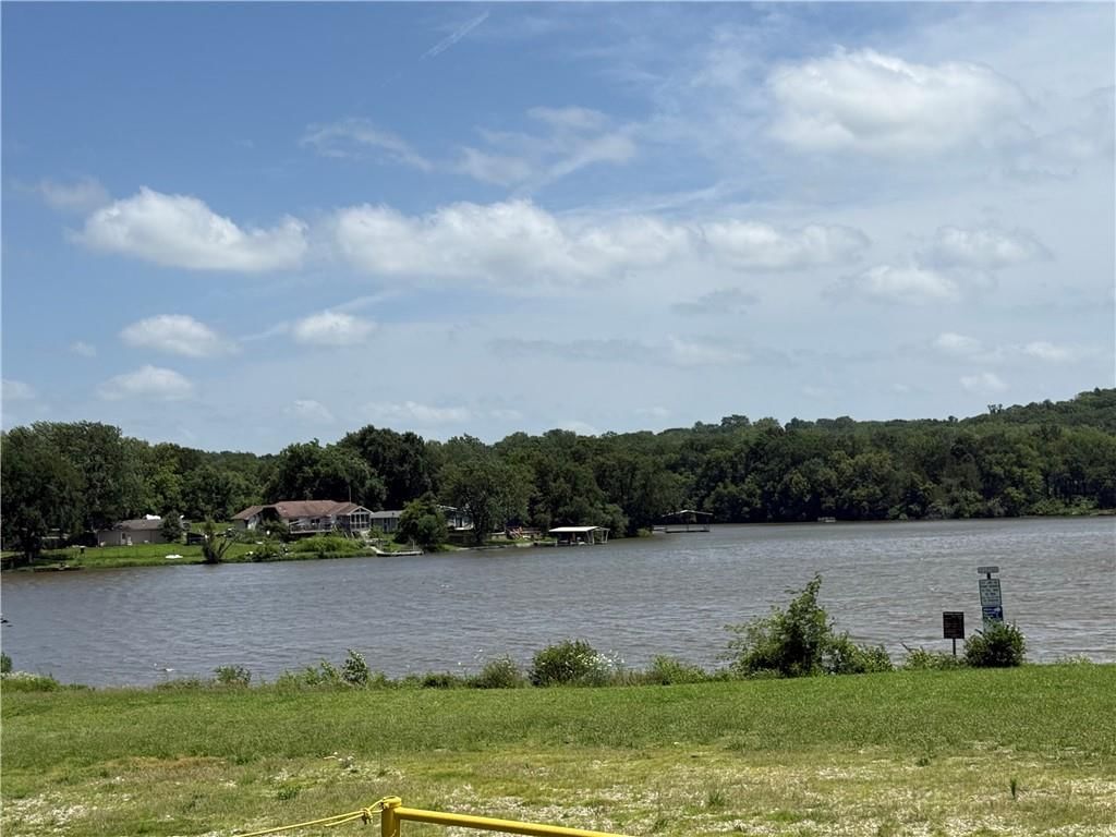 14990 Lakeside Drive — photo 44