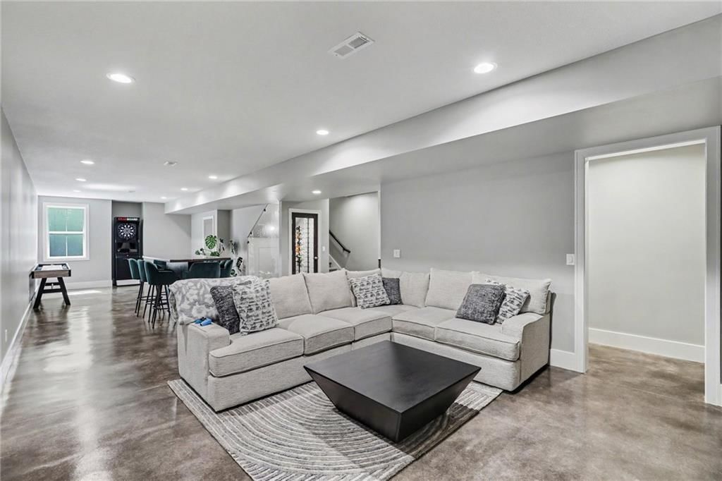 3401 NE 102nd Terrace — photo 31