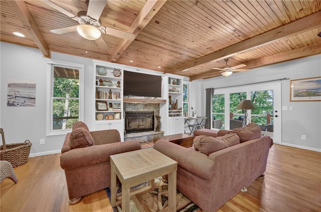 315 Country Ridge Drive — photo 6