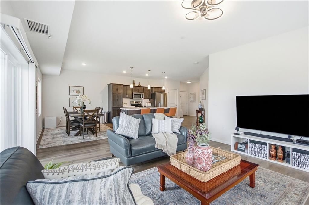 Photo 6 of 42 - 7800 W 123rd Street #116, Overland Park, KS 66213