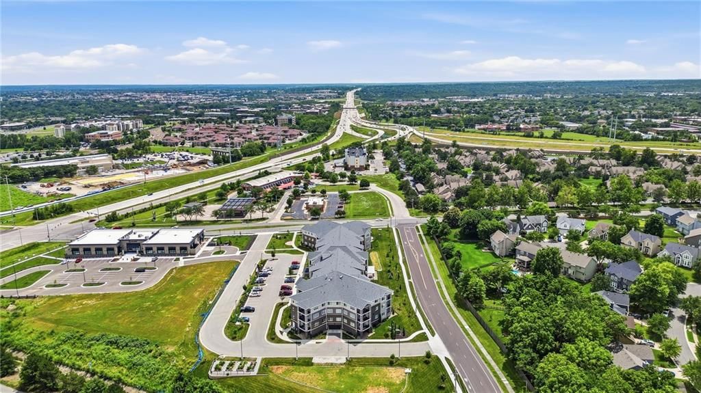 Photo 40 of 42 - 7800 W 123rd Street #116, Overland Park, KS 66213