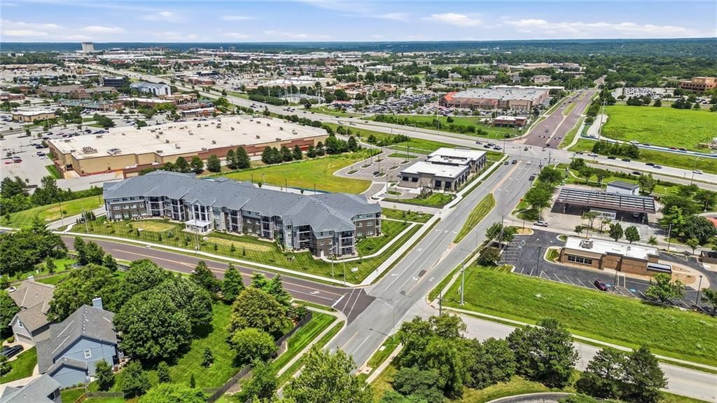 Photo 41 of 42 - 7800 W 123rd Street #116, Overland Park, KS 66213