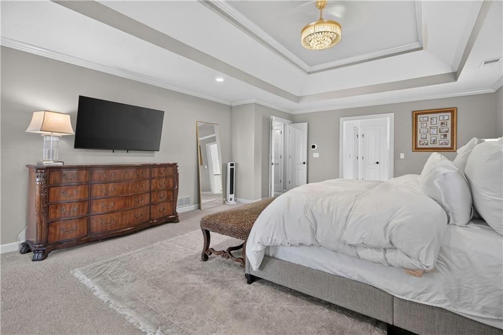 5717 W 128th Terrace — photo 32