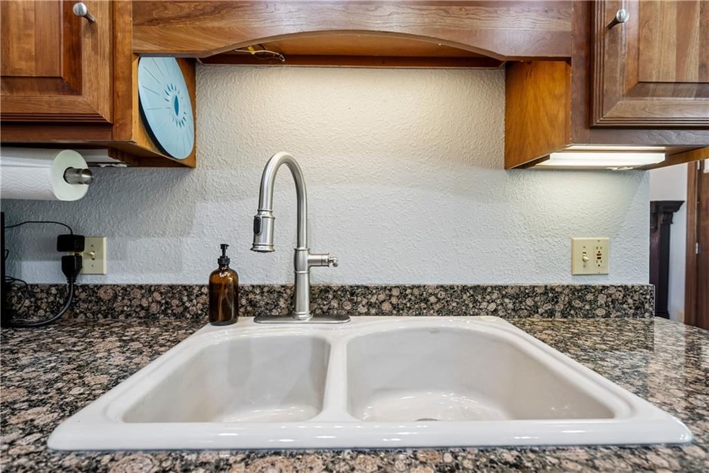 2861 W Northbrook Street — photo 19