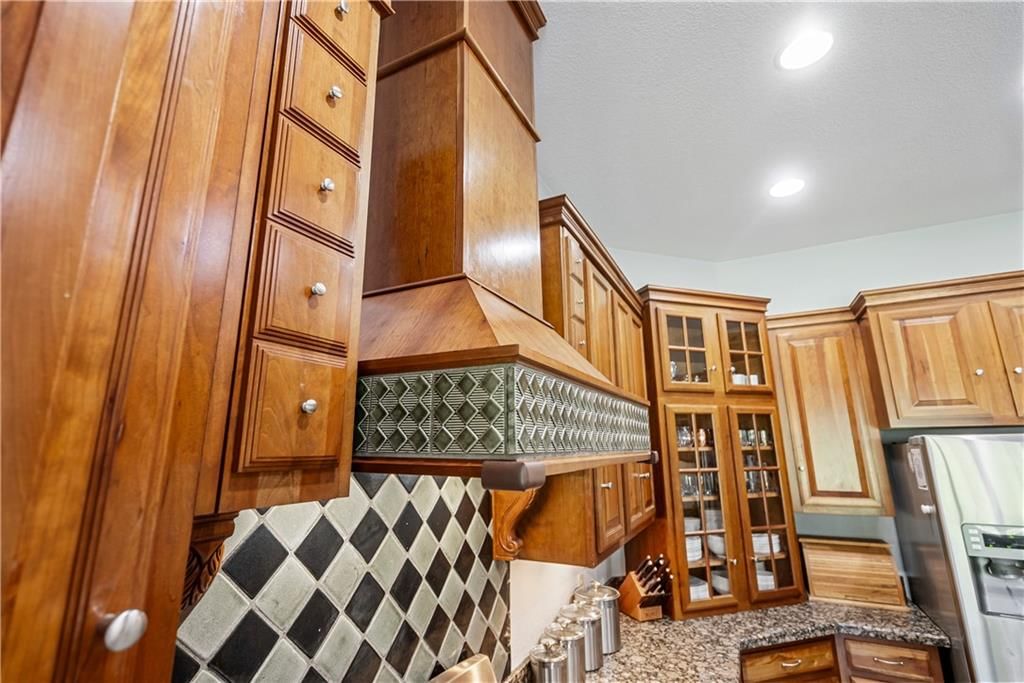 2861 W Northbrook Street — photo 20