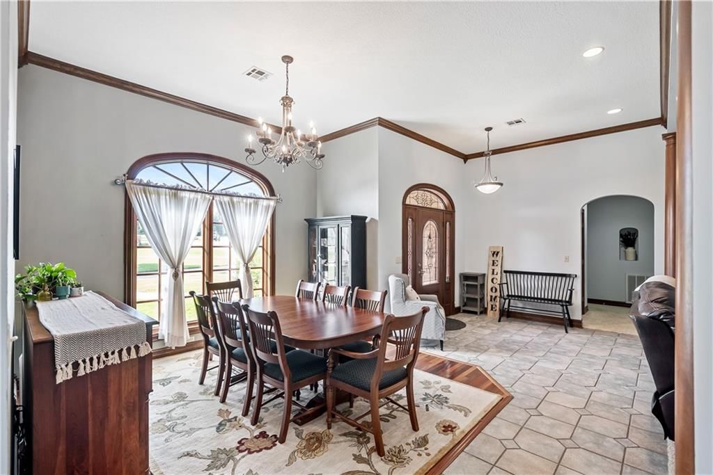 2861 W Northbrook Street — photo 29