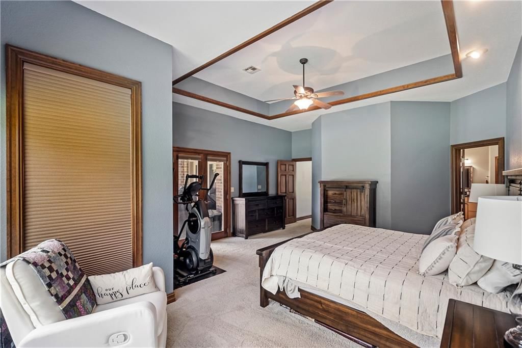 2861 W Northbrook Street — photo 37