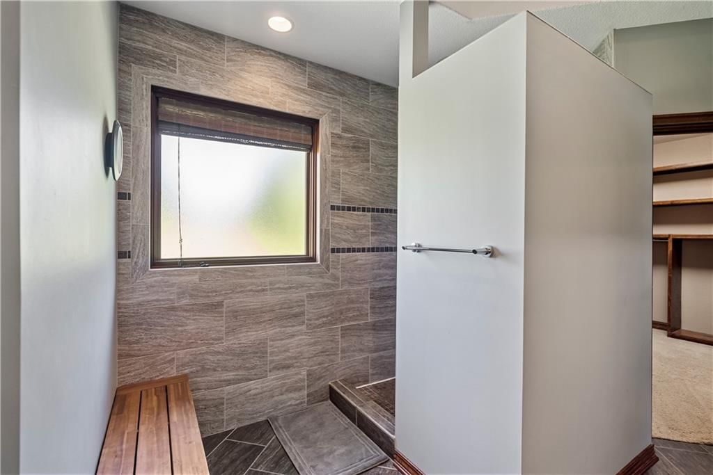 2861 W Northbrook Street — photo 44