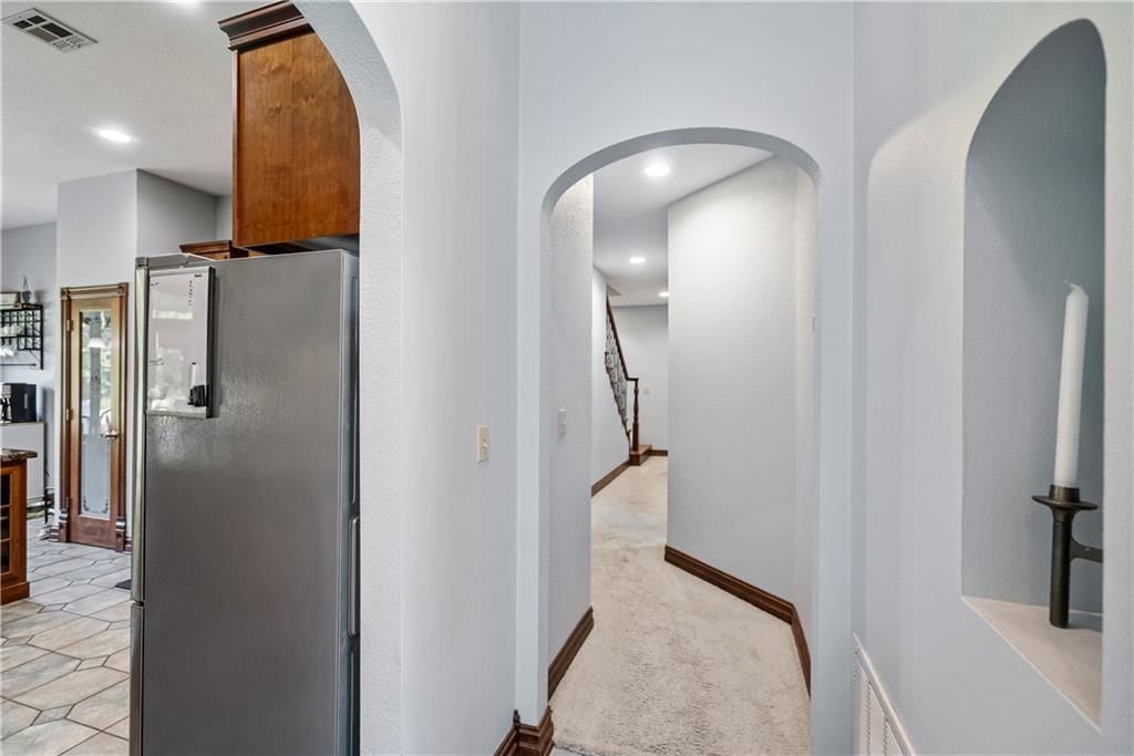 2861 W Northbrook Street — photo 51