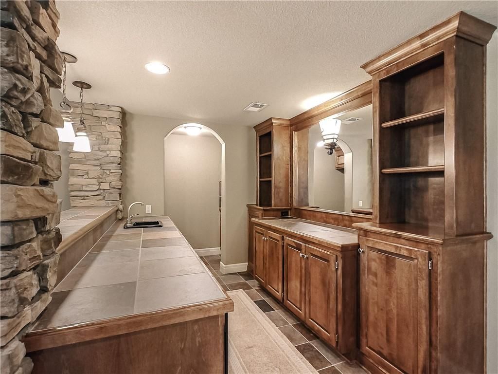 20405 W 88th Street — photo 38