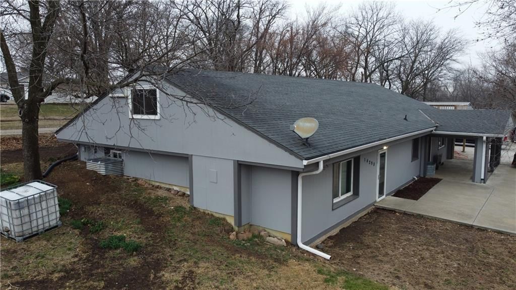 14298 Leavenworth Road — photo 6