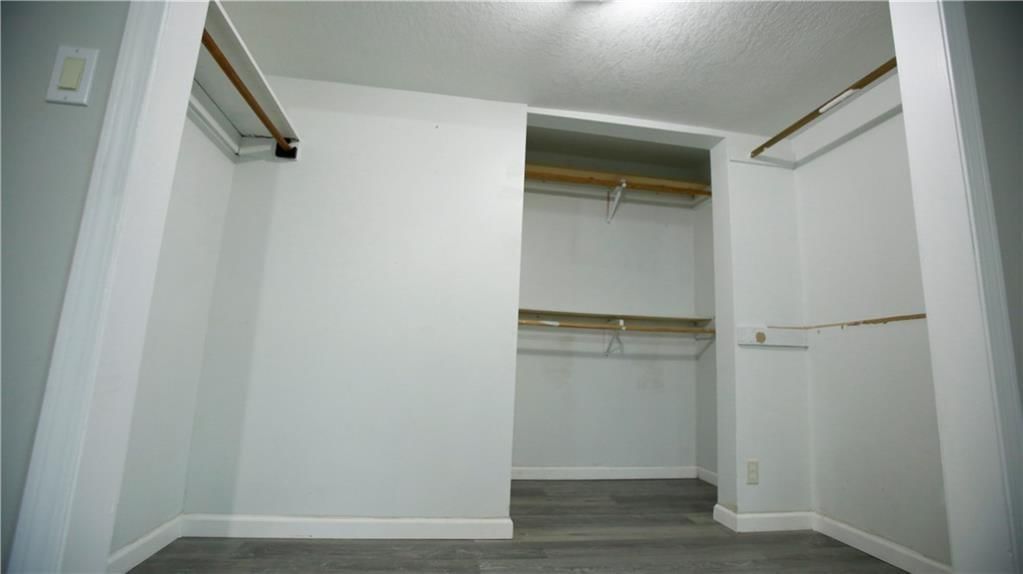 14298 Leavenworth Road — photo 24