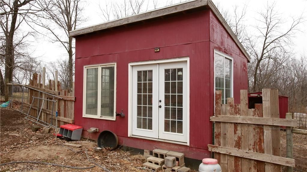 14298 Leavenworth Road — photo 41