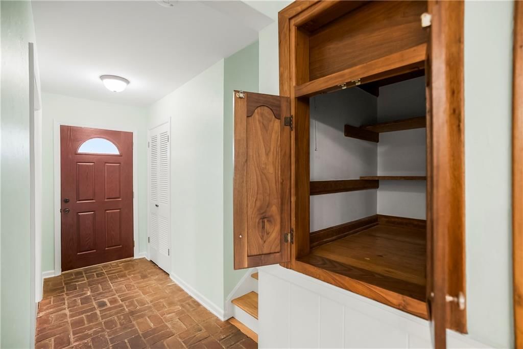 10006 Linden Street — photo 4