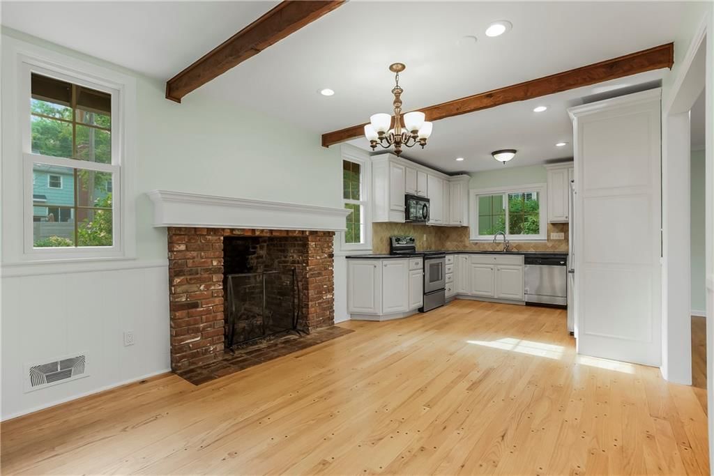 10006 Linden Street — photo 13