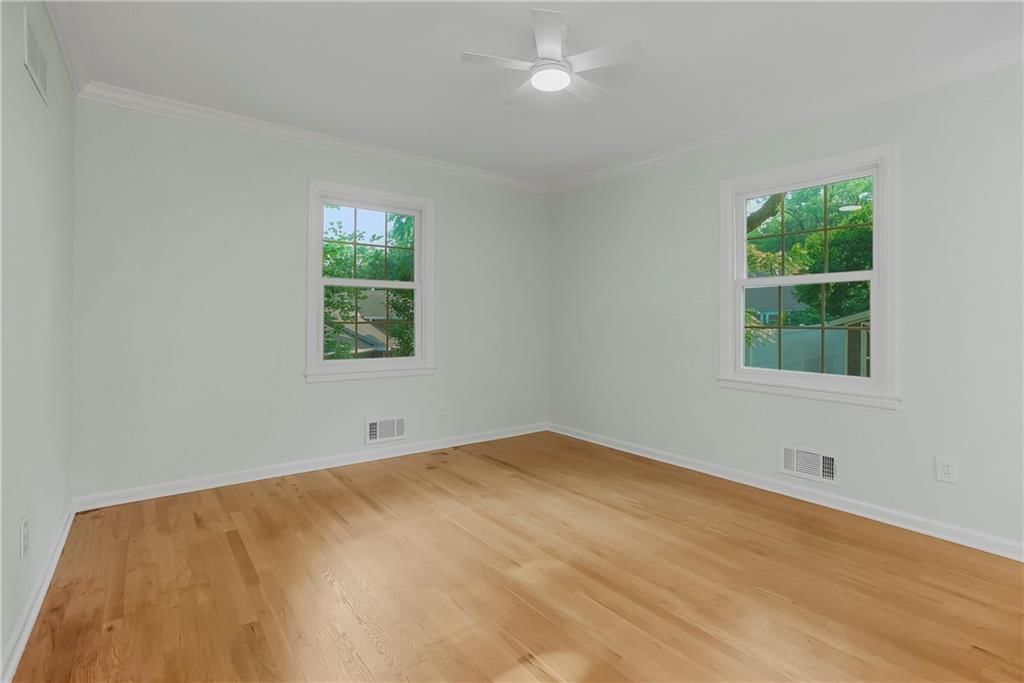 10006 Linden Street — photo 19