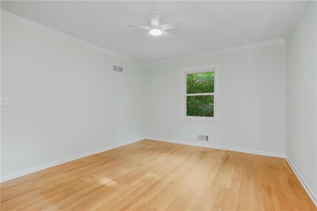 10006 Linden Street — photo 20