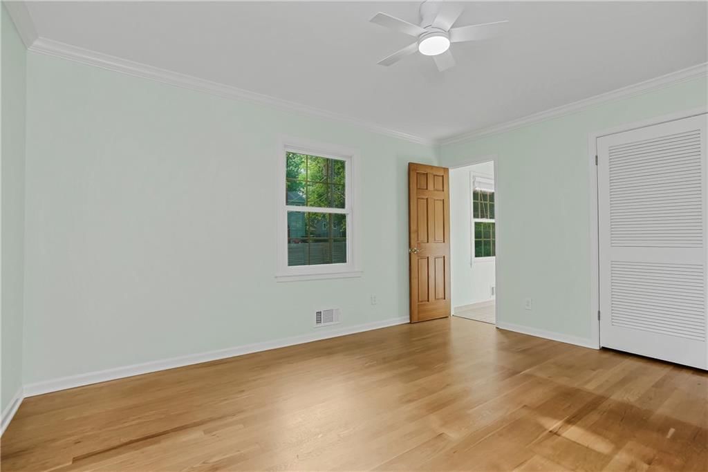 10006 Linden Street — photo 21