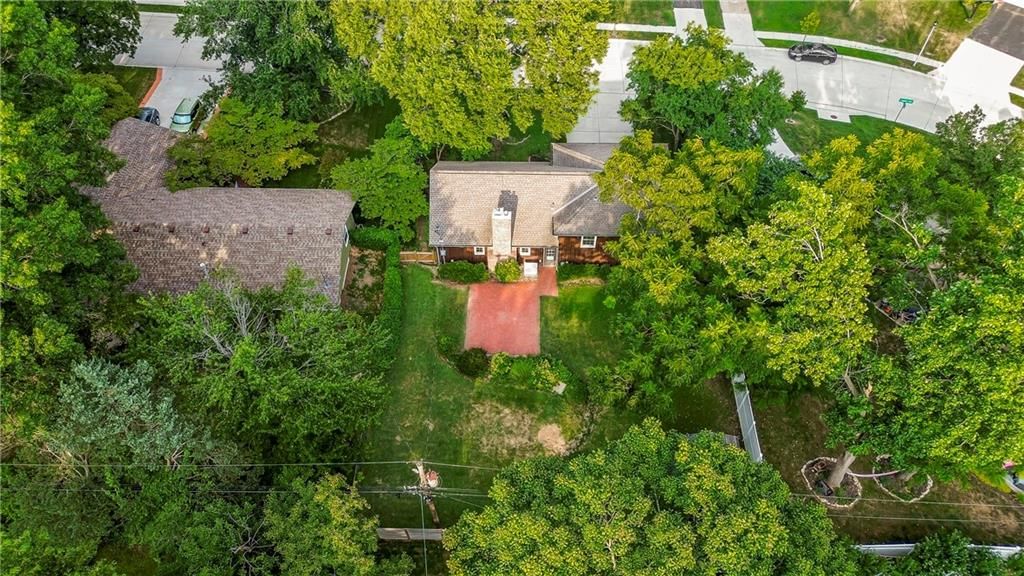 10006 Linden Street — photo 38