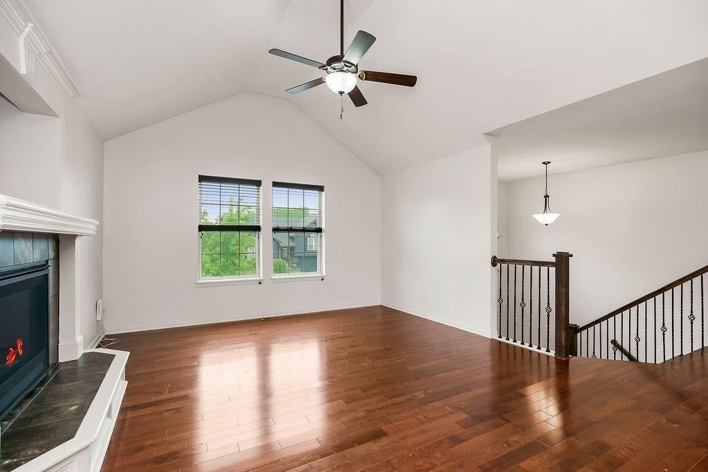 11816 N Belmont Avenue — photo 3