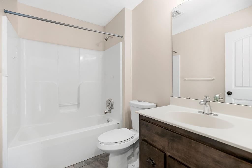 11816 N Belmont Avenue — photo 13