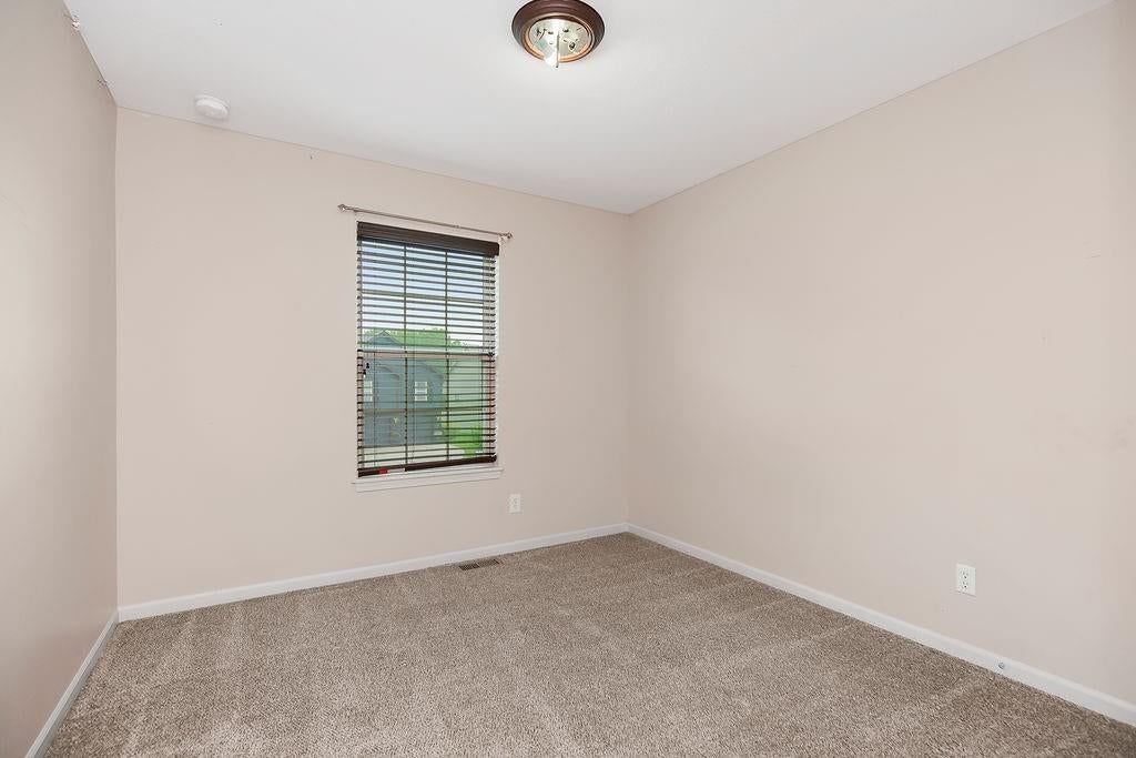 11816 N Belmont Avenue — photo 19