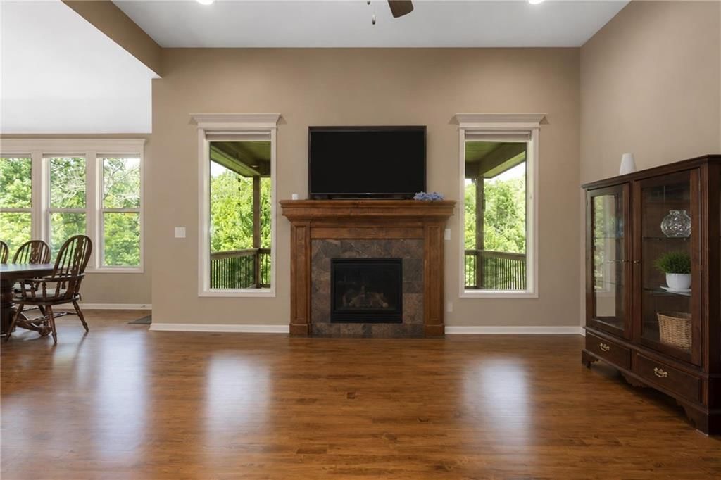7804 N Walrond Avenue — photo 6