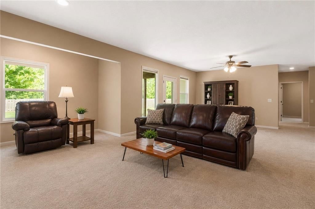 7804 N Walrond Avenue — photo 26