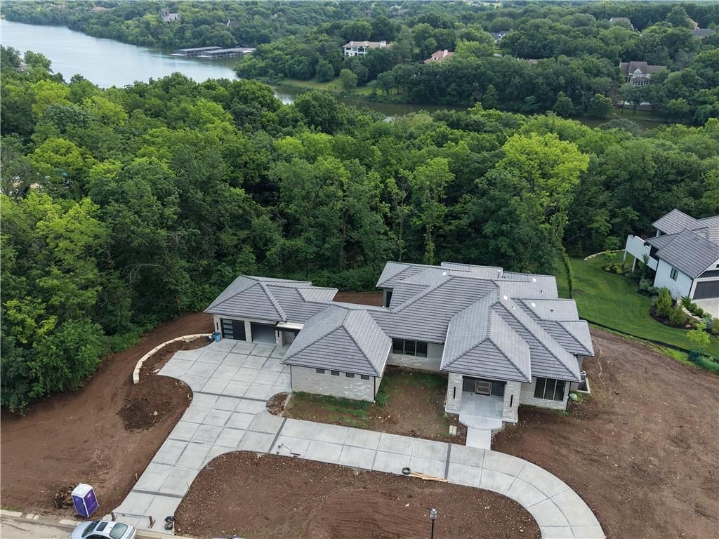 17019 Wallace Way, Loch Lloyd, MO