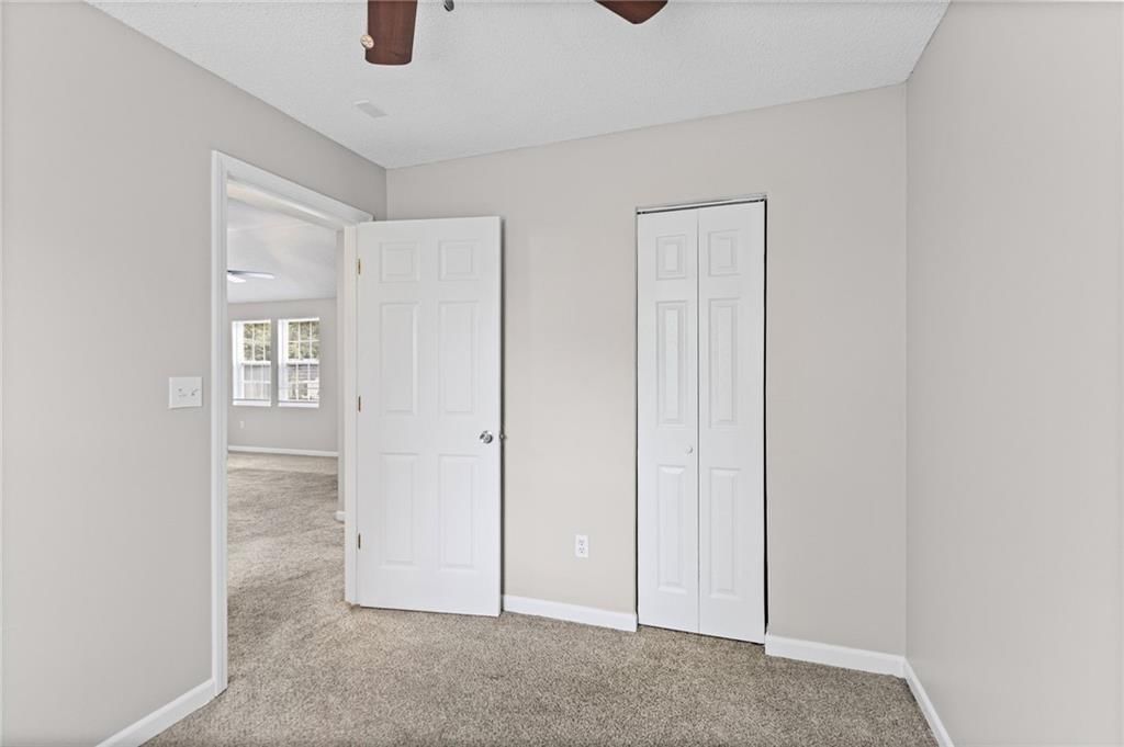 5017 FOREST Avenue — photo 15