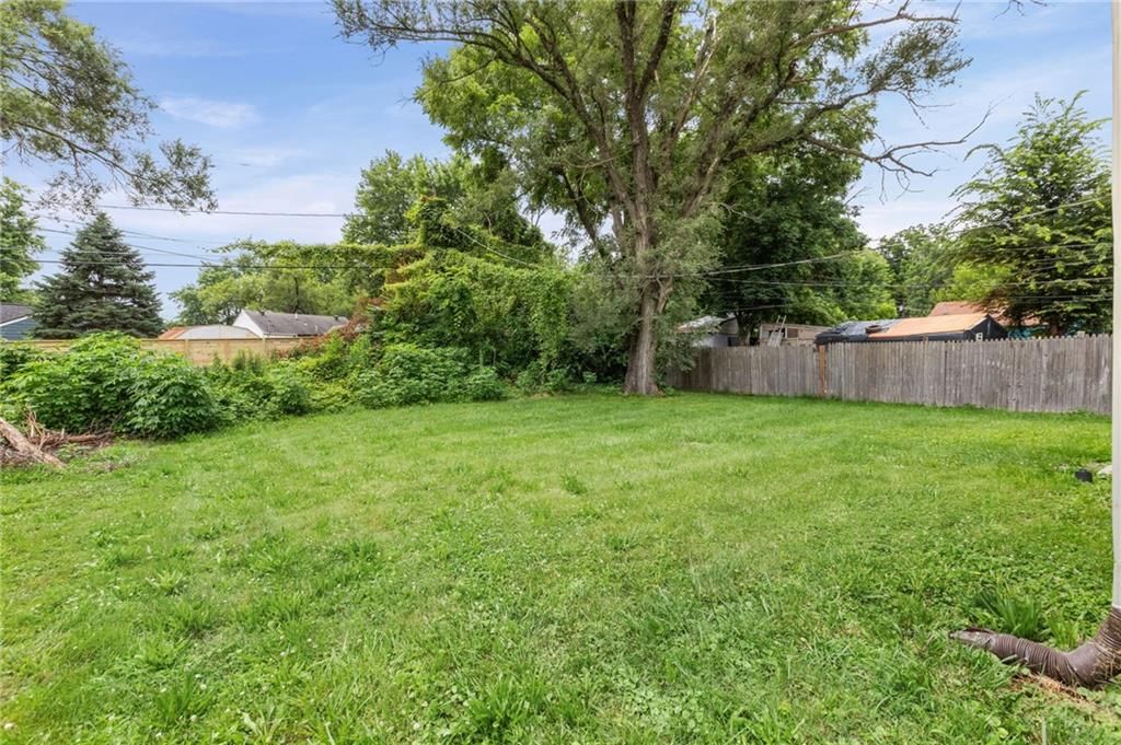 5017 FOREST Avenue — photo 20