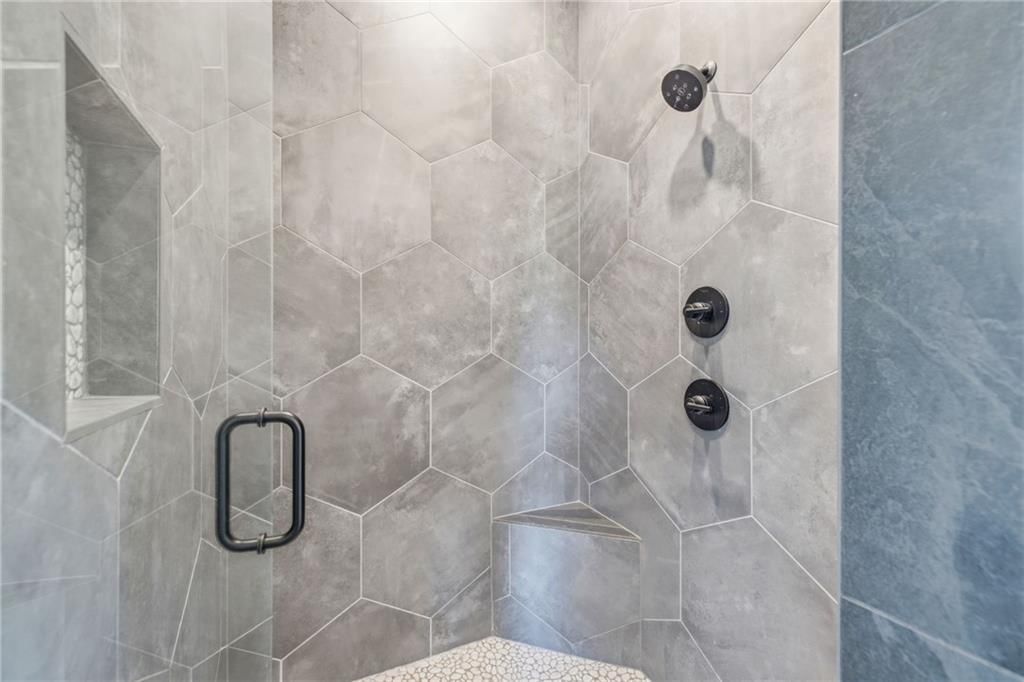 8422 NE 147th Street — photo 43