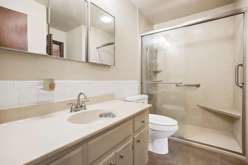8320 E 133rd Street — photo 16