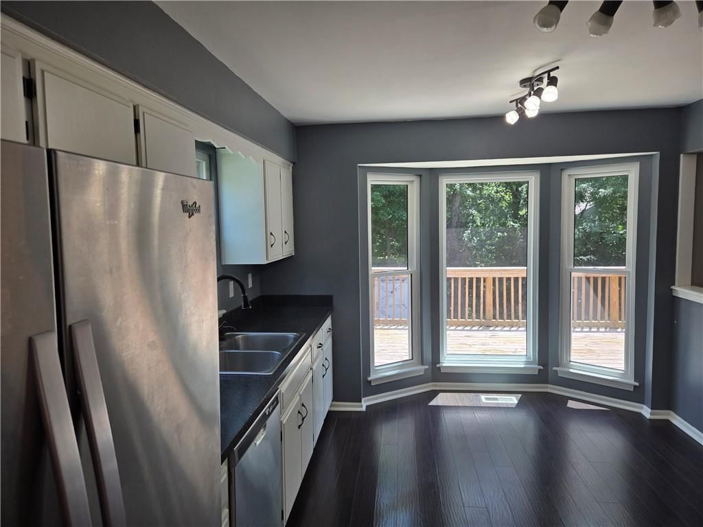517 Buena Vista Drive — photo 11