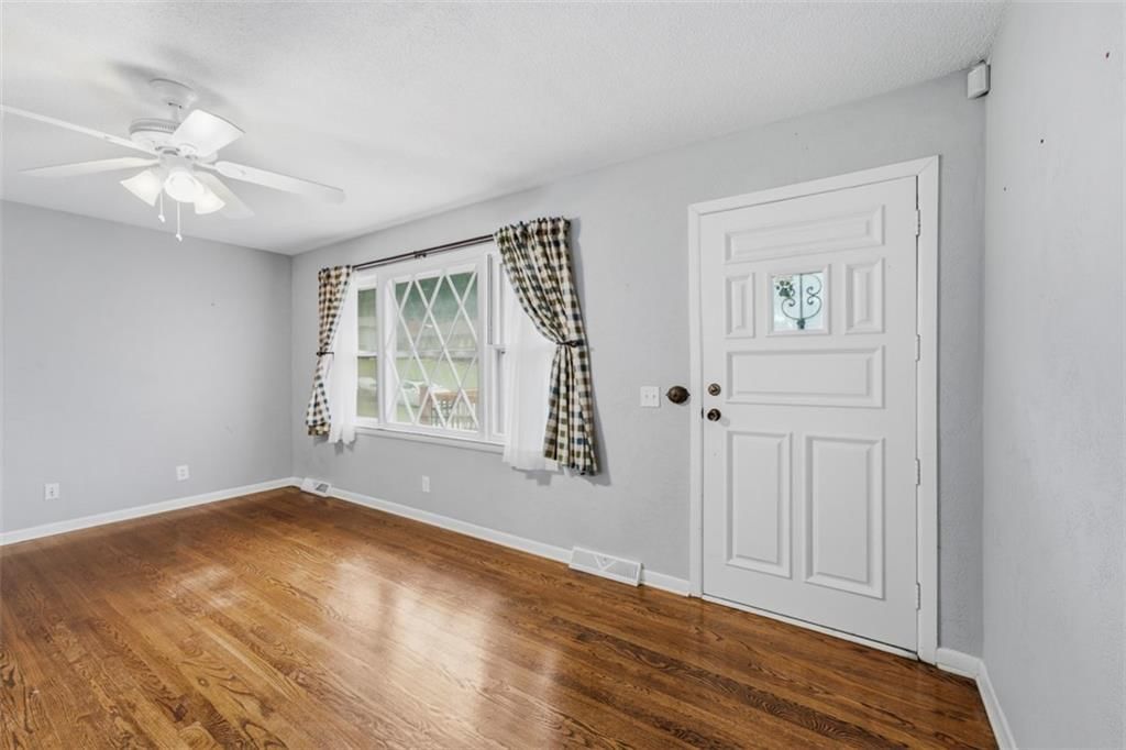 7368 Yecker Avenue — photo 5
