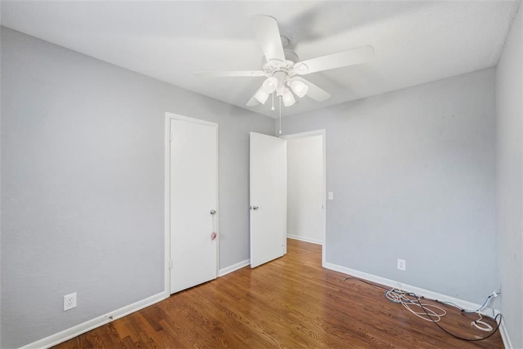 7368 Yecker Avenue — photo 21