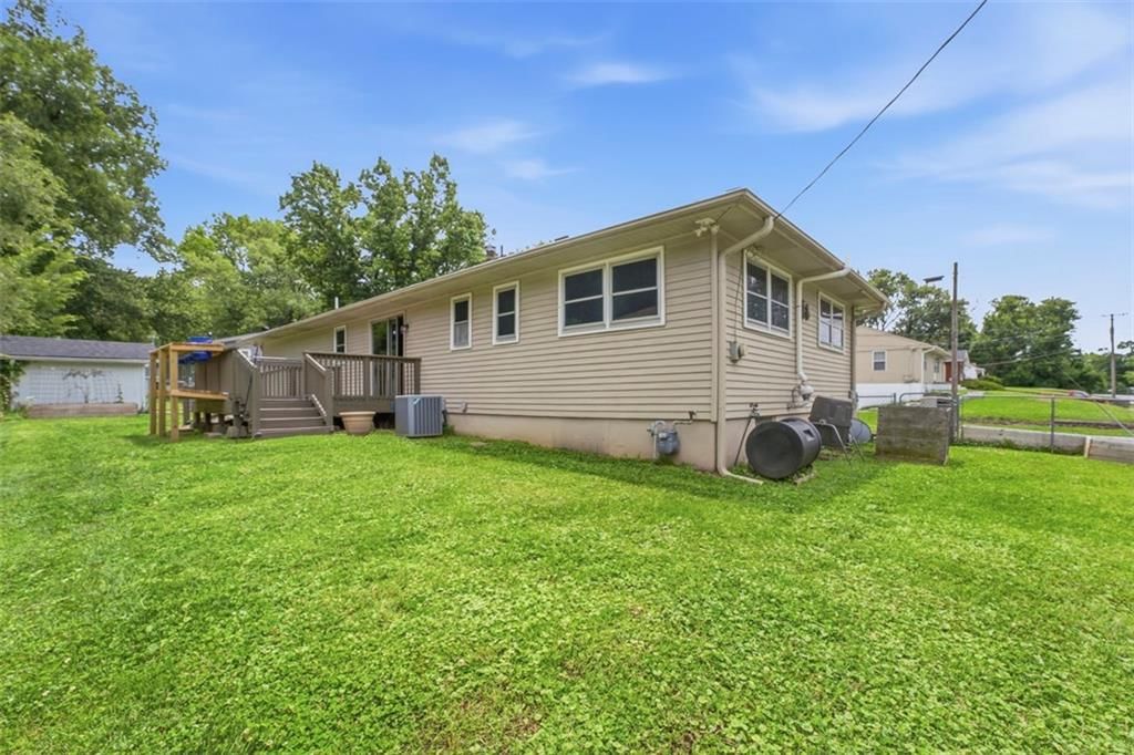 7368 Yecker Avenue — photo 32