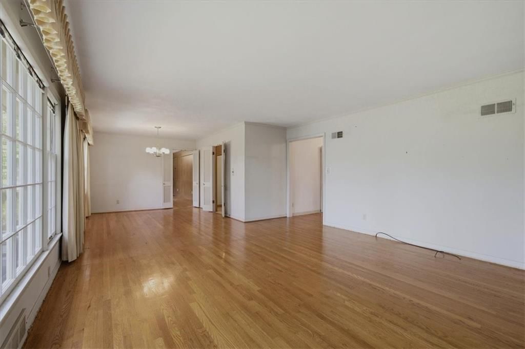 8128 Juniper Drive — photo 7