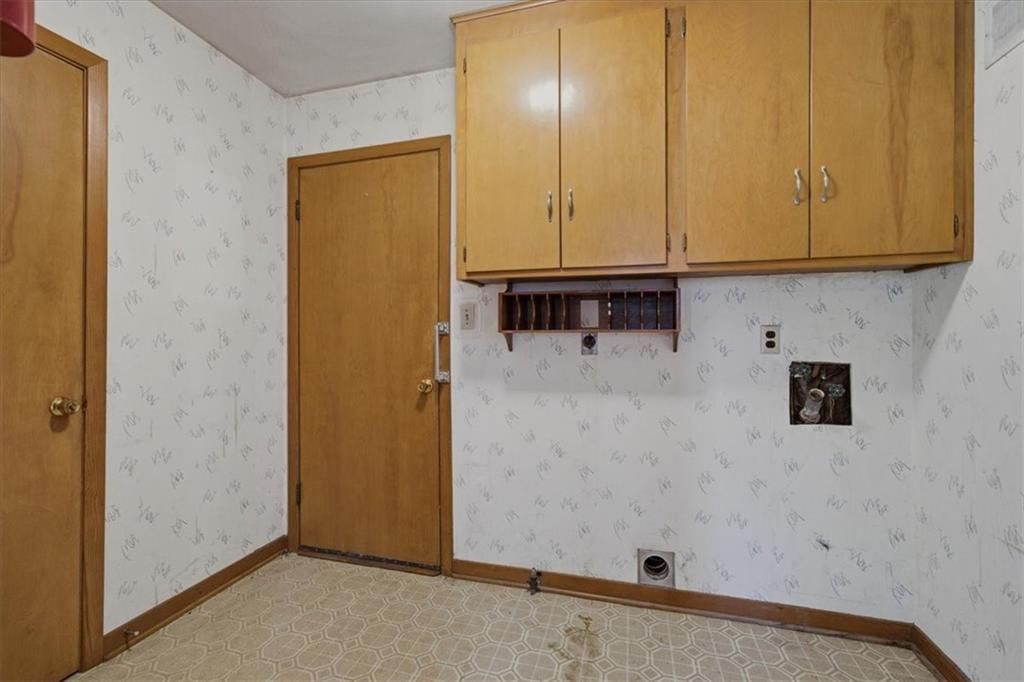 8128 Juniper Drive — photo 13