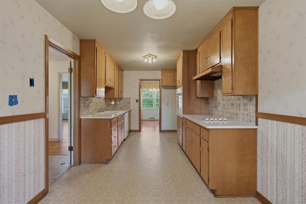 8128 Juniper Drive — photo 18