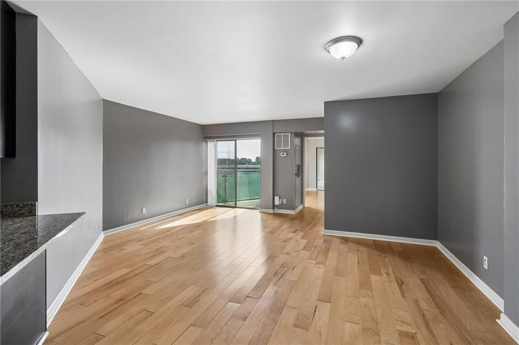 3838 Rainbow Boulevard — photo 33