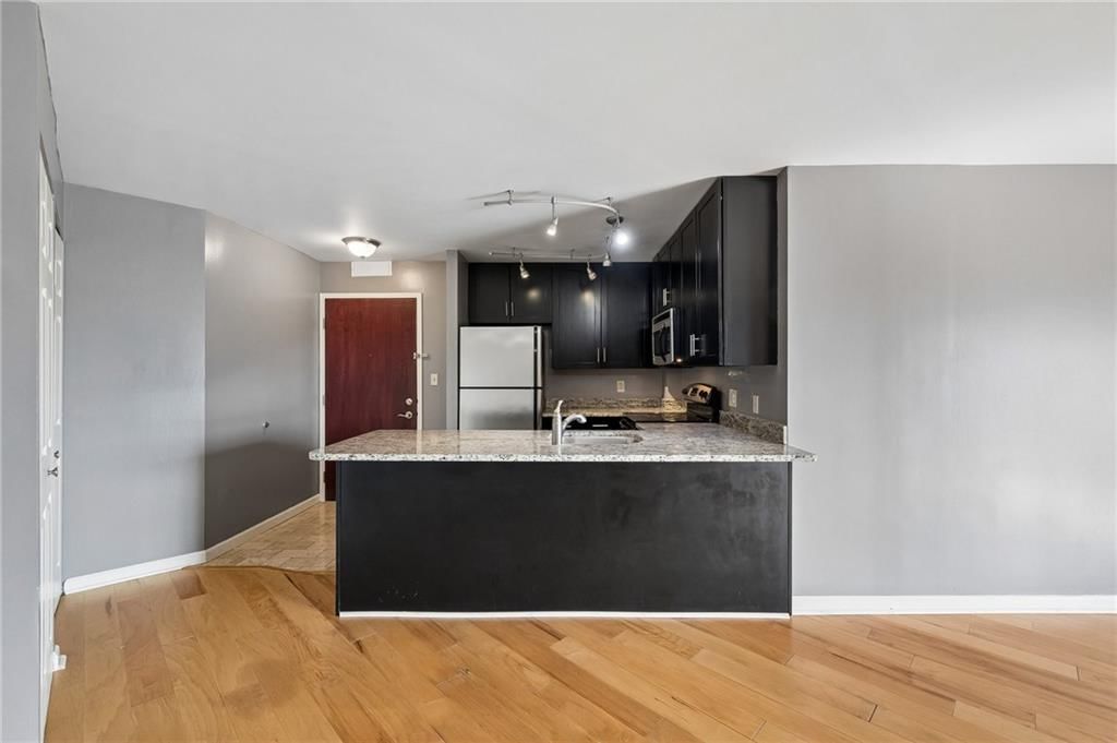 3838 Rainbow Boulevard — photo 36