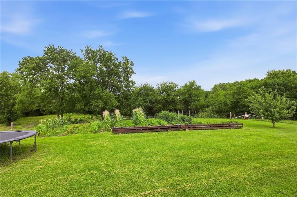 1389 NW 1000th Road — photo 34