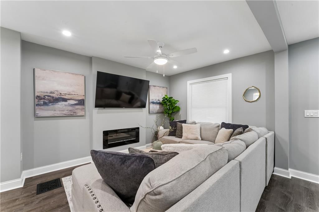 3425 Park Avenue — photo 8